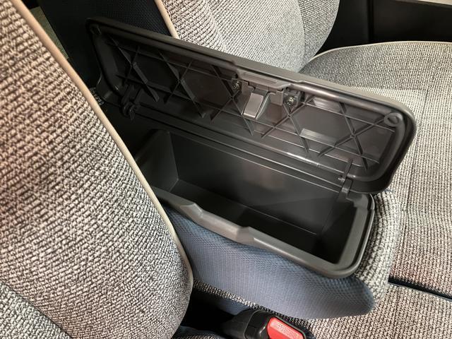 ムーヴキャンバスストライプスＧ　２５年ナビ／ＦＲドラレコ／バックカメラサポカーＳワイド適合　バックカメラ対応　ＵＳＢ接続端子　電動パーキングブレーキ　シートヒーター　両側オートスライドドア　Ｐスタート　ホッとカップホルダー　キーフリー（大阪府）の中古車