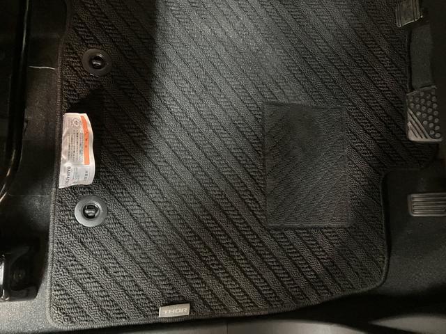 トールカスタムＧ　ターボ　ＳＡII　ナビ／パノラマカメラ／クルコンスマートアシストＩＩ　ＬＥＤヘッドライト／フォグ　ナビ　パノラマカメラ　ドラレコ　クルーズコントロール　キーフリー　両側電動スライドドア　ＴＶコントロールキット　電動格納ミラー　ＥＴＣ　オートエアコン（大阪府）の中古車