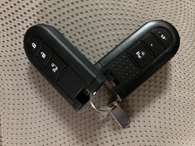 タントX ホワイトアクセントSAIII ナビ/Bカメラ/ETCスマートアシストIII ハロゲンヘッドライト ナビ バックカメラ ETC 左電動両側スライドドア オートエアコン キーフリー 盗難防止セキュリティアラーム 運転席シートヒーター ホワイトルーフ(大阪府)の中古車