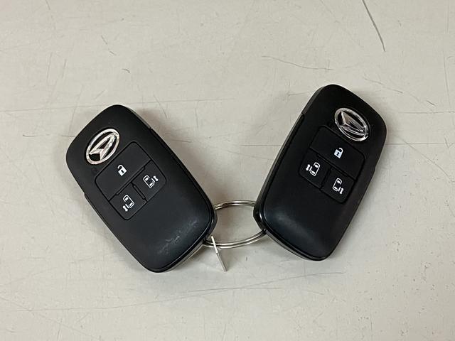 ムーヴキャンバスストライプスG 弊社元試乗車/25年ナビ/バックカメラサポカーSワイド適合 バックカメラ対応 USB接続端子 電動パーキングブレーキ シートヒーター 両側オートスライドドア Pスタート ホッとカップホルダー キーフリー(大阪府)の中古車