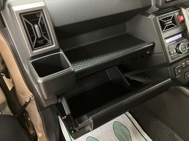 タフトＧターボクロムベンチャー　弊社元試乗車／２５年ナビ／Ｂカメラスカイフィールトップ　アダプティブクルーズコントロール　ＬＥＤヘッド／フォグ　運／助シートヒーター　プッシュボタンスタート　キーフリー　電動パーキングブレーキ　バックカメラ　１５インチアルミホイール（大阪府）の中古車