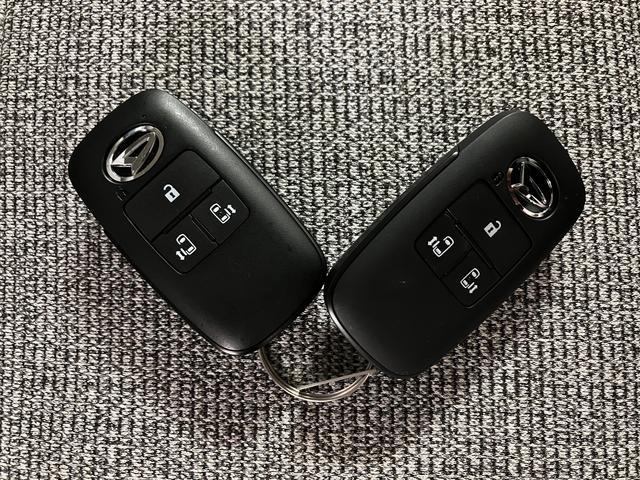 ムーヴキャンバスストライプスG/弊社元試乗車/25年ナビ/バックカメラR6年式/走行556km/元弊社試乗車/25年モデルナビ/バックカメラ/ステアリングスイッチ/USB接続端子/電動パーキングブレーキ/シートヒーター/両側オートスライドドア/オートエアコン/キーフリー(大阪府)の中古車