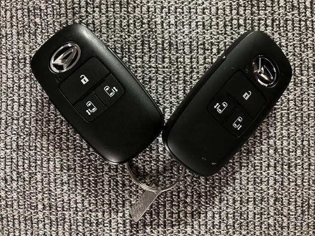 ムーヴキャンバスストライプスＧターボ　弊社元試乗車／２５年ナビ／バックカメラサポカーＳワイド適合　バックカメラ対応　ＵＳＢ接続端子　電動パーキングブレーキ　シートヒーター　両側オートスライドドア　Ｐスタート　ホッとカップホルダー　キーフリー（大阪府）の中古車