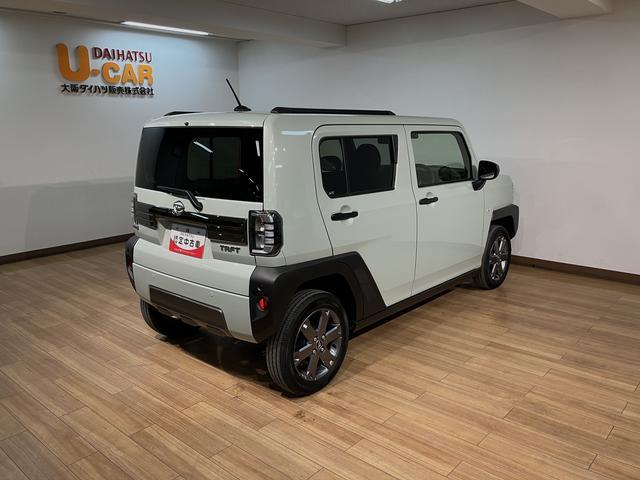 タフトＧターボダーククロムベンチャー　弊社元試乗車／ＡＣＣスカイフィールトップ　アダプティブクルーズコントロール　ＬＥＤヘッド／フォグ　運／助シートヒーター　プッシュボタンスタート　キーフリー　電動パーキングブレーキ　バックカメラ　１５インチアルミホイール（大阪府）の中古車