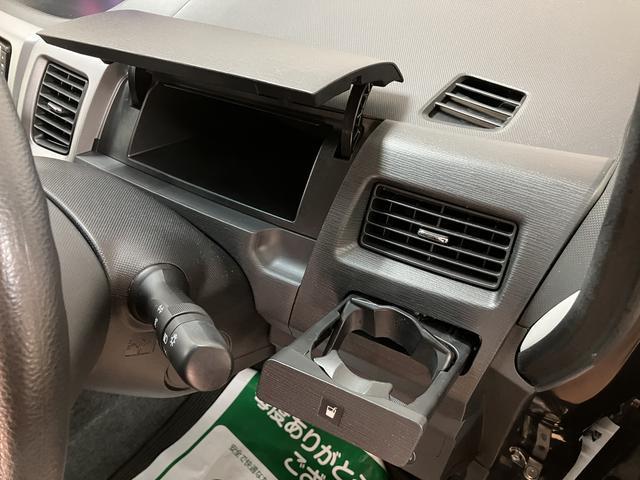 ムーヴカスタム　Ｘリミテッド　ナビ／バックカメラ／走行３．７万キロＬＥＤヘッドライト　フォグランプ　ワンセグ純正ナビ　バックカメラ　オートエアコン　キーフリー　電動格納ミラー　盗難防止セキュリティアラーム　アルミホイール（大阪府）の中古車