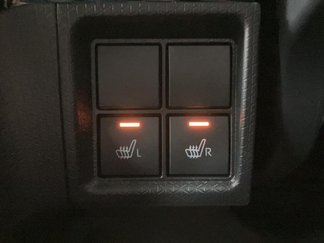 タントカスタムRSリミテッド ナビ・バックカメラ・USB令和7年式/走行距離23キロ・クルーズコントロール・純正7インチナビ・USB・Bluetooth・バックカメラ・ETC車載器・運転席/助手席シートヒーター・キーフリー2個・LEDライト・オートライト(大阪府)の中古車