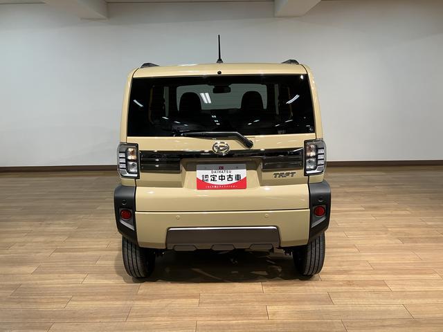 タフトＧターボ　ダーククロムベンチャー　Ｒ７年式／バックカメラ対応スカイフィールトップ　アダプティブクルーズコントロール　ＬＥＤヘッド／フォグ　運／助シートヒーター　プッシュボタンスタート　キーフリー　電動パーキングブレーキ　バックカメラ　１５インチアルミホイール（大阪府）の中古車