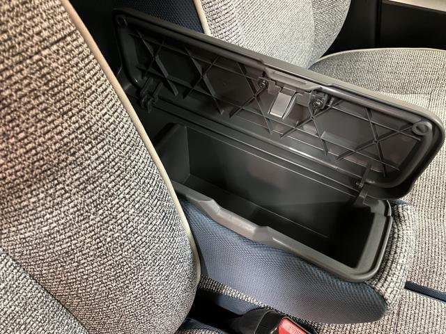 ムーヴキャンバスストライプスＧ　Ｒ７年式／ナビ／バックカメラ／走行１２ｋｍサポカーＳワイド適合　バックカメラ対応　ＵＳＢ接続端子　電動パーキングブレーキ　シートヒーター　両側オートスライドドア　Ｐスタート　ホッとカップホルダー　キーフリー（大阪府）の中古車