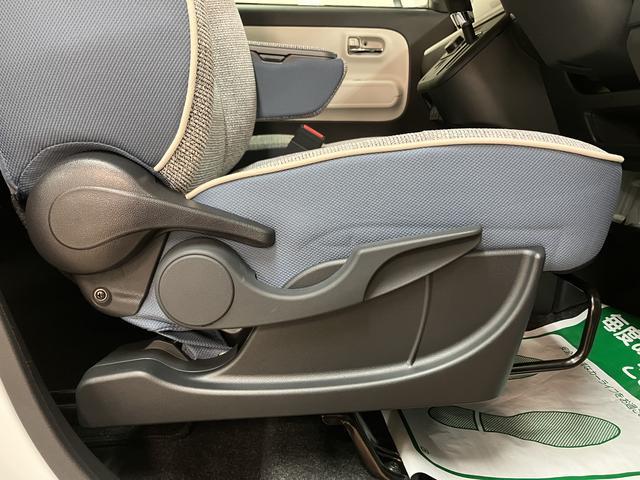 ムーヴキャンバスストライプスＧ　Ｒ７年式／ナビ／バックカメラ／走行１２ｋｍサポカーＳワイド適合　バックカメラ対応　ＵＳＢ接続端子　電動パーキングブレーキ　シートヒーター　両側オートスライドドア　Ｐスタート　ホッとカップホルダー　キーフリー（大阪府）の中古車