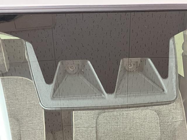 ムーヴキャンバスストライプスＧ　Ｒ７年式／ナビ／バックカメラ／走行１２ｋｍサポカーＳワイド適合　バックカメラ対応　ＵＳＢ接続端子　電動パーキングブレーキ　シートヒーター　両側オートスライドドア　Ｐスタート　ホッとカップホルダー　キーフリー（大阪府）の中古車