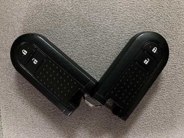 キャストスタイルＸリミテッドＳＡIII／スタッドレスタイヤ装備／１年間走行距離無制限保証／走行４．７万キロ／ＵＳＢチューナー／ＥＴＣ／前席シートヒーター／バックカメラ／スマートキー／スタッドレスタイヤ／ＬＥＤヘッドライト／１５インチアルミホイール／（大阪府）の中古車