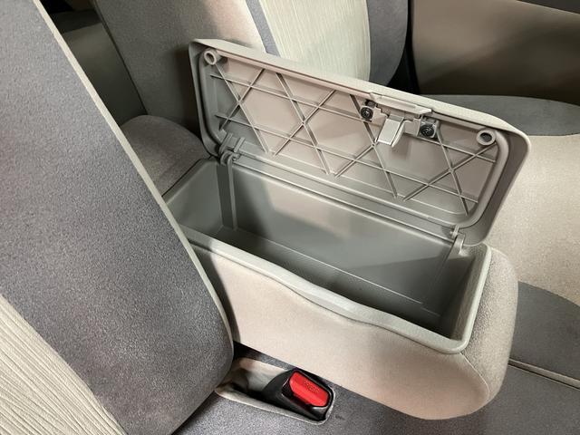 キャストスタイルＸリミテッドＳＡIII／スタッドレスタイヤ装備／１年間走行距離無制限保証／走行４．７万キロ／ＵＳＢチューナー／ＥＴＣ／前席シートヒーター／バックカメラ／スマートキー／スタッドレスタイヤ／ＬＥＤヘッドライト／１５インチアルミホイール／（大阪府）の中古車