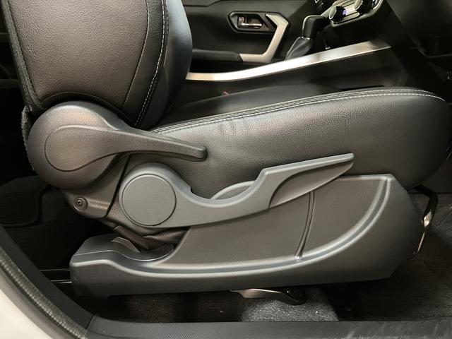 ロッキープレミアムＧ　ＨＥＶ／大画面ナビ／ドラレコ／パノラマ／ＬＥＤ１年間走行距離無制限保証／修復歴軽度／ハイブリッド／衝突軽減ブレーキ／大画面ナビ／ナビ連動ドラレコ／パノラマモニター／クルーズコントロール／シートヒーター／スマートキー／Ｂｌｕｅｔｏｏｔｈ／フルセグ／（大阪府）の中古車