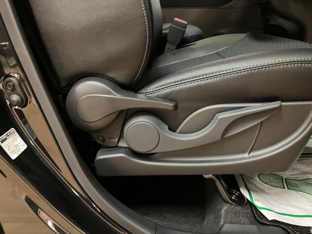 タントカスタムＲＳリミテッド　２５年モデルナビ／ＡＣＣ／ＥＴＣターボ　ＡＣＣ　ＥＴＣ　スマートアシスト　バックカメラ　両側リヤパワースライドドア　プッシュボタンエンジンスタート　シートヒーター　ＬＥＤヘッドライト　アルミホイール　オートエアコン　オートライト（大阪府）の中古車