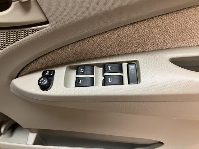 ムーヴＬ　ＣＤ／ＡＵＸ／キーレス／３．４万ｋｍ／オートエアコンハロゲンヘッドライト　純正ＡＵＸ入力端子付きＣＤチューナー　オートエアコン　キーレス　盗難防止セキュリティアラーム　電動格納ミラー　パワーウィンドウ（大阪府）の中古車