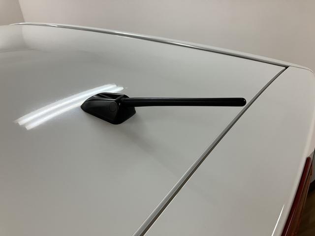 ムーヴＬ　ＣＤ／ＡＵＸ／キーレス／３．４万ｋｍ／オートエアコンハロゲンヘッドライト　純正ＡＵＸ入力端子付きＣＤチューナー　オートエアコン　キーレス　盗難防止セキュリティアラーム　電動格納ミラー　パワーウィンドウ（大阪府）の中古車