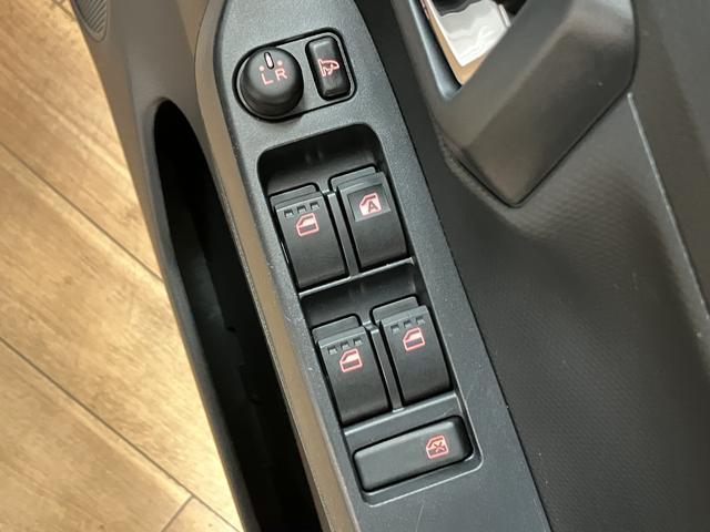 ミライースＸ　リミテッドＳＡIII／ＣＤチューナー／走行１．９万ｋｍ１年間走行距離無制限保証／走行１．９万ｋｍ／純正ＣＤチューナー／ＬＥＤヘッドライト・フォグランプ／オートライト／オートハイビーム／電動格納ドアミラー／コーナーセンサー／キーレスエントリー（大阪府）の中古車