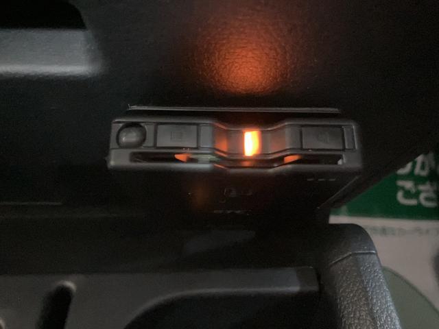 ハイゼットトラックスタンダード　サポカーＳベーシック適合　認定中古車衝突回避軽減ブレーキ・誤発進抑制機能・ＣＶＴ・ＥＴＣ車載器・Ｒ５年式・走行３．６万キロ・ＬＥＤヘッドライトフォグランプ・ＡＭ／ＦＭラジオ・前後コーナーセンサー・１２か月間／走行距離無制限保証付（大阪府）の中古車