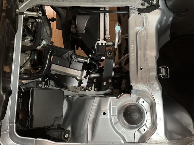 ハイゼットトラックスタンダード　サポカーＳベーシック適合　認定中古車衝突回避軽減ブレーキ・誤発進抑制機能・ＣＶＴ・ＥＴＣ車載器・Ｒ５年式・走行３．６万キロ・ＬＥＤヘッドライトフォグランプ・ＡＭ／ＦＭラジオ・前後コーナーセンサー・１２か月間／走行距離無制限保証付（大阪府）の中古車