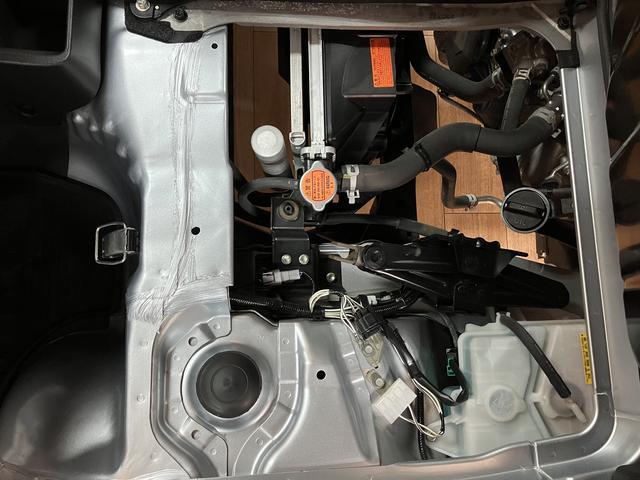 ハイゼットトラックスタンダード　サポカーＳベーシック適合　認定中古車衝突回避軽減ブレーキ・誤発進抑制機能・ＣＶＴ・ＥＴＣ車載器・Ｒ５年式・走行３．６万キロ・ＬＥＤヘッドライトフォグランプ・ＡＭ／ＦＭラジオ・前後コーナーセンサー・１２か月間／走行距離無制限保証付（大阪府）の中古車