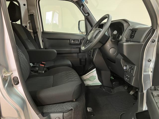 アトレーＲＳ　Ｒ７年式／法規対応済／クルコン／届出済未使用車／クルーズコントロール／両側電動スライドドア／ＬＥＤヘッドライト／ＬＥＤフォグランプ／プッシュスタート／スマートキー／バックカメラ／コーナーセンサー／電動格納ミラー／新車保証継承／衝突軽減ブレーキ／（大阪府）の中古車