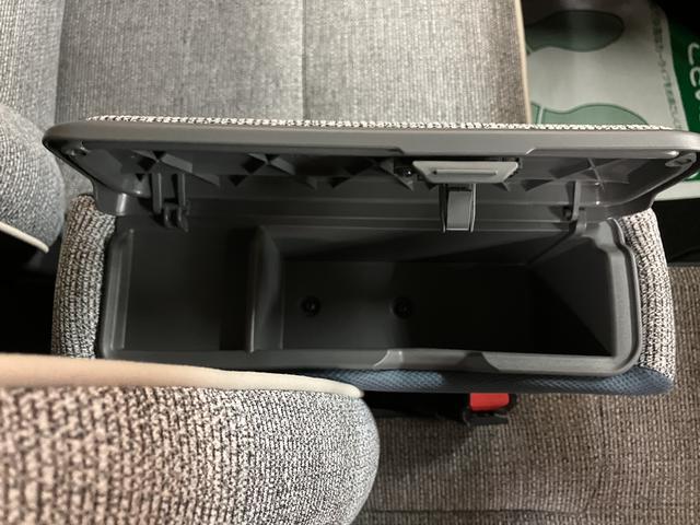 ムーヴキャンバスストライプスＧ／ナビ／バックカメラ／両側電スラ／電動Ｐ／１年間走行距離無制限保証／ナビ／ＢＬＵＥＴＯＯＴＨ／バックカメラ／両側電動スライドドア／前席シートヒーター／コーナーセンサー／スマートキー／電動パーキングブレーキ／ＬＥＤヘッドライト／オートハイビーム（大阪府）の中古車