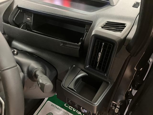 タントカスタムＲＳリミテッド／Ｒ７年式／３２Ｋｍ／ナビ／Ｂカメラターボ車／ナビゲーション／バックカメラ／ＥＴＣ／クルーズコントロール／前席シートヒーター／電動パーキングブレーキ／両側パワースライドドア／ＬＥＤヘッドライト・フォグ／アルミ／オートエアコン／キーフリー（大阪府）の中古車