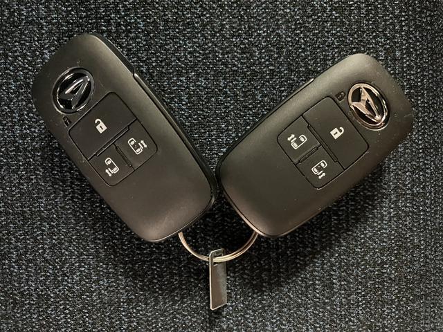 ムーヴキャンバスセオリーＧ／届出済未使用車／新車保証継承有／バックカメラ対応サポカーＳワイド適合　バックカメラ対応　ＵＳＢ接続端子　電動パーキングブレーキ　シートヒーター　両側オートスライドドア　Ｐスタート　ホッとカップホルダー　キーフリー（大阪府）の中古車