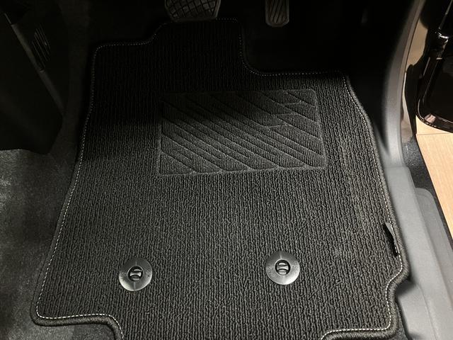 タントカスタムＸリミテッド　Ｒ７年式／ＡＣＣ／ＥＴＣ／走行２１ｋｍＡＣＣ　ＥＴＣ　スマートアシスト　バックカメラ　両側リヤパワースライドドア　プッシュボタンエンジンスタート　シートヒーター　ＬＥＤヘッドライト　アルミホイール　オートエアコン　オートライト（大阪府）の中古車