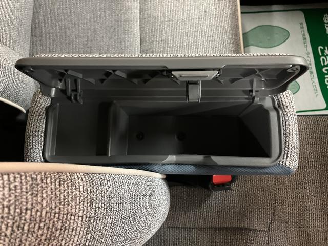 ムーヴキャンバスストライプスＧターボ　Ｒ７年式／ＡＣＣ／バックカメラ対応サポカーＳワイド適合　バックカメラ対応　ＵＳＢ接続端子　電動パーキングブレーキ　シートヒーター　両側オートスライドドア　Ｐスタート　全車速追従機能付ＡＣＣ　ホッとカップホルダー　キーフリー（大阪府）の中古車