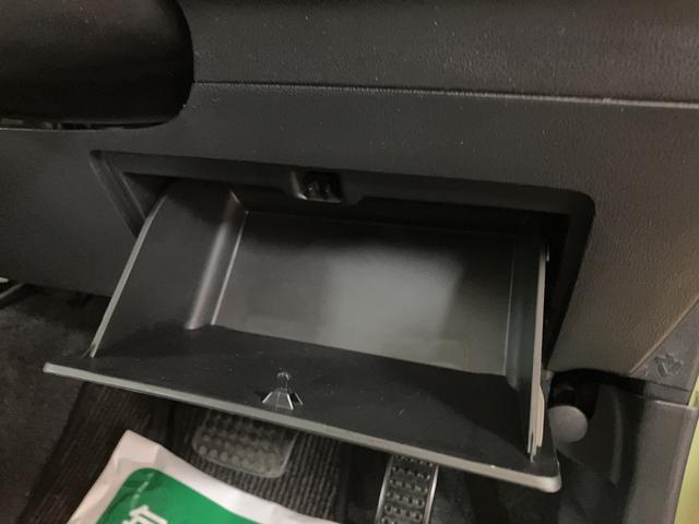 ミラココアココアＸ／走行１．５万キロ／車検整備渡し／１年保証付／走行１．５万キロ／車検整備渡し／１年間走行距離無制限保証／ナビ／ＥＴＣ／運転席シートリフター／チルトステアリング／革巻きステアリングホイール／ブラックインテリア／フォグランプ／オートエアコン／（大阪府）の中古車