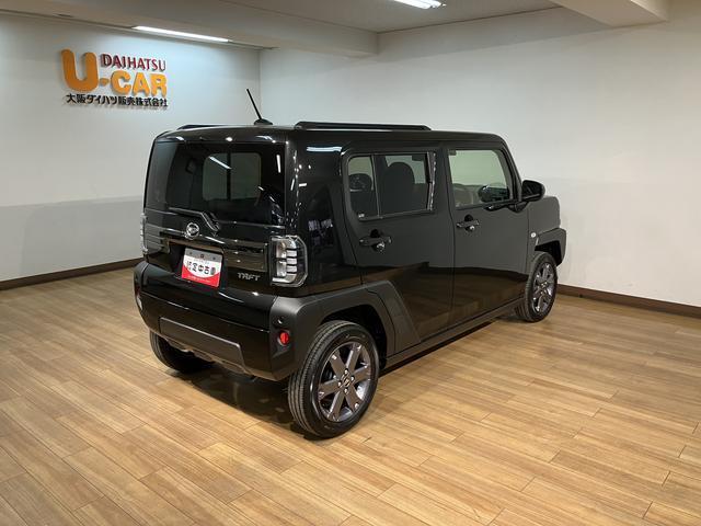 タフトＧ　ダーククロムベンチャー／Ｒ７年式／走行５Ｋｍ／クルコンＲ７年式／走行５Ｋｍ／バックカメラ対応車／ステアリングスイッチ／クルーズコントロール／前席シートヒーター／電動パーキングブレーキ／ＬＥＤヘッドライト・フォグランプ／アルミ／オートエアコン／キーフリー（大阪府）の中古車