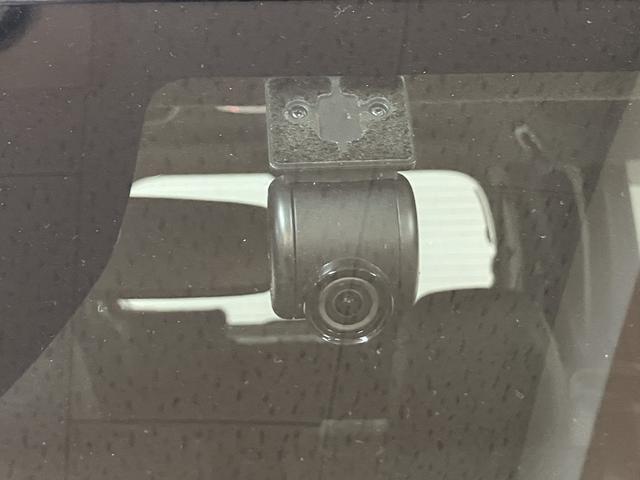 タントカスタムＲＳ／９インチナビ／クルコン／両側電スラ／パノラマ／１年間走行距離無制限保証／走行３．１万キロ／９インチナビ／ＢＬＵＥＴＯＯＴＨ／ＵＳＢ／パノラマカメラ／クルーズコントロール／前後ドラレコ／ＥＴＣ／両側電動スライドドア／スマートキー／ターボ車／（大阪府）の中古車