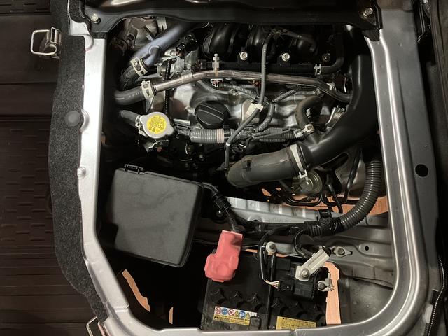 ハイゼットカーゴクルーズターボ CVT プッシュボタンスタート エコアイドルターボエンジン CVT オーディオレス LEDルームランプ LEDヘッドランプ オートライト プッシュボタンスタート キーフリーシステム コーナーセンサー エコアイドル 電動格納ミラー(大阪府)の中古車