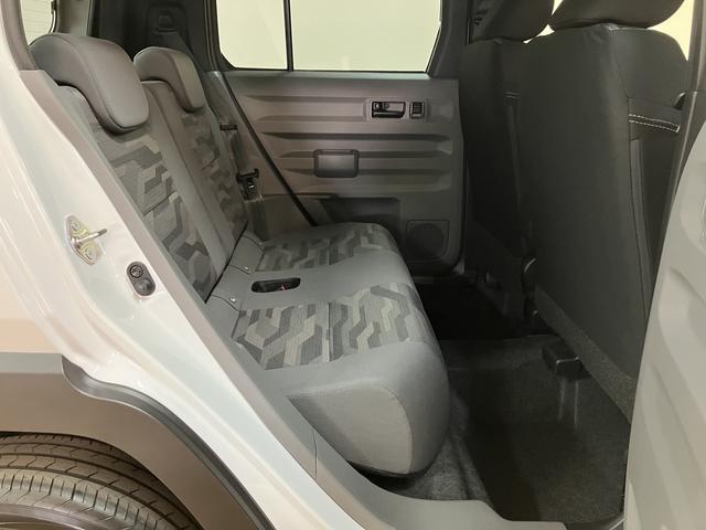 タフトＧ　ダーククロムベンチャー　Ｒ７／クルコン／ナビ／Ｂカメラスカイルーフ／Ｒ７年／新車保証／走行５キロ／クルコン／コーナーセンサーナビ／バックカメラ／フルセグＴＶ／Ｂｌｕｅｔｏｏｔｈ／ＵＳＢ／電動パーキングブレーキ・ブレーキホールド／ＬＥＤライト／キーフリー／（大阪府）の中古車