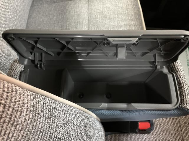 ムーヴキャンバスストライプスＧターボ／Ｒ７年式／１１ｋｍ／２５年モデルナビＲ７年式／走行１１ｋｍ／２５年モデルナビ／バックカメラ／ステアリングスイッチ／クルコン／前席シートヒーター／電動パーキングブレーキ／両側パワースライドドア／ＬＥＤヘッドライト・フォグランプ／キーフリー（大阪府）の中古車