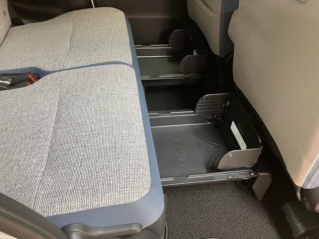 ムーヴキャンバスストライプスＧ／純正ナビ／バックカメラ／電動スライドドア／新車保証継承／衝突軽減ブレーキ／純正ナビ付／バックカメラ／両側電動スライドドア／電動Ｐブレーキ／シートヒーター／ＬＥＤヘッドライト・フォグ／保温機能付カップホルダー／Ｂｌｕｅｔｏｏｔｈ／フルセグＴＶ／（大阪府）の中古車