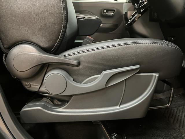 タントカスタムRSリミテッド/届出済み未使用車/純正ナビ付/LED新車保証継承/衝突軽減ブレーキ/届出済み未使用車/純正ナビ/Bluetooth/フルセグTV/バックカメラ/クルーズコントロール/シートヒーター/電動パーキングブレーキ/LEDヘッドライト・フォグ/(大阪府)の中古車