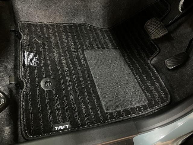 タフトＧターボ　ダーククロムベンチャーターボ車　純正メモリーナビ　バックカメラ　スカイフィールトップ　スマートアシスト　ルーフレール　前席シートヒーター　前後コーナーセンサー　ＬＥＤヘッド　電子パーキング　キーフリーシステム（大阪府）の中古車