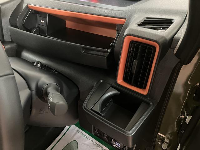 タントファンクロスターボリミテッド　Ｒ７年式／ＡＣＣ／ＥＴＣ衝突被害軽減ブレーキ　コーナーセンサー　バックカメラ（ナビ装着時用）　両側電動スライドドア　前席シートヒーター　電動パーキングブレーキ　ＬＥＤ　オートライト　オートエアコン　スマートキー　エコアイドル（大阪府）の中古車