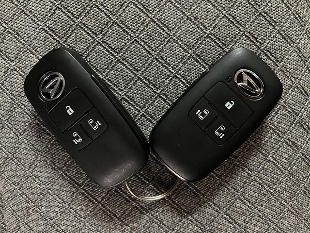 タントＸリミテッド　Ｒ７年式／純正ナビ／バックカメラ／両側ＰＳＤサポカーＳワイド適合　新車保証継承　ミラクルオープンドア　フルセグナビ　Ｂカメラ　両側オートスライドドア　ＬＥＤヘッドライト　コーナーセンサー　シートヒーター　ステアリングスイッチ　ＵＳＢ　キーフリー（大阪府）の中古車