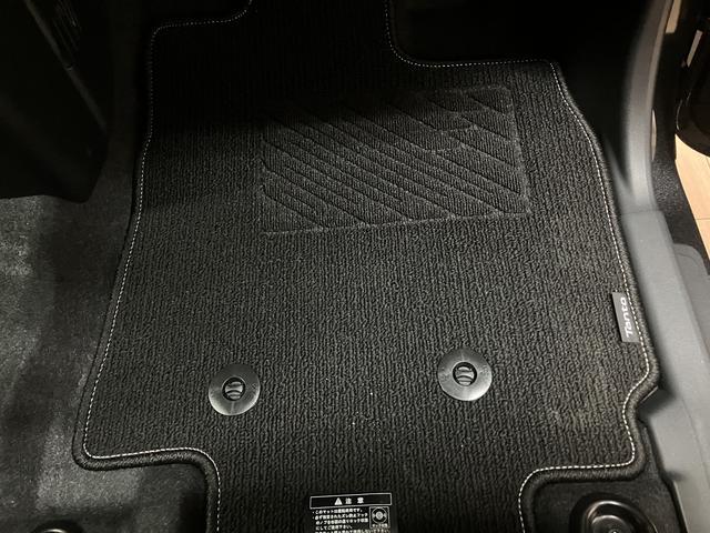 タントカスタムＸリミテッド／Ｒ７年式！走行６ｋｍ！２５年モデルナビＲ７年式／走行６ｋｍ／２５年モデルナビ／バックカメラ／ステアリングスイッチ／クルーズコントロール、／ＥＴＣ／前席シートヒーター／電動パーキングブレーキ／両側パワースライドドアＬＥＤヘッドライト・フォグ（大阪府）の中古車