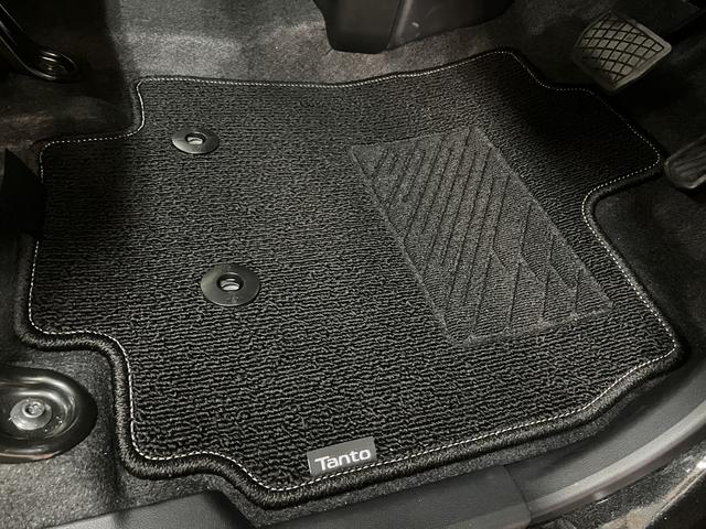 タントカスタムＲＳリミテッド／ナビ／Ｂカメラ／ＥＴＣ／電動ＰＢサポカーＳワイド適合　新車保証継承　フルセグナビ　バックカメラ　ＥＴＣ　ＡＣＣ　ＬＫＣ　両側パワースライドドア　ＬＥＤヘッドライト・フォグランプ　前後コーナーセンサー　１５インチアルミホイール（大阪府）の中古車