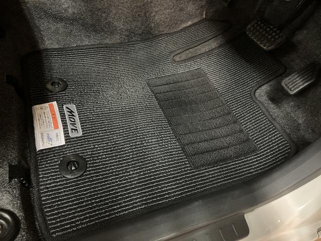 ムーヴカスタム　Ｘ　　ＣＤチューナー　１年間走行距離無制限保証ＣＤチューナー・ディスチャージヘッドランプ・ハロゲンフォグランプ・キーフリーシステム・プッシュスタート・アイドリングストップ・１４インチ純正アルミホイール・１年間走行距離無制限保証・認定中古車（大阪府）の中古車