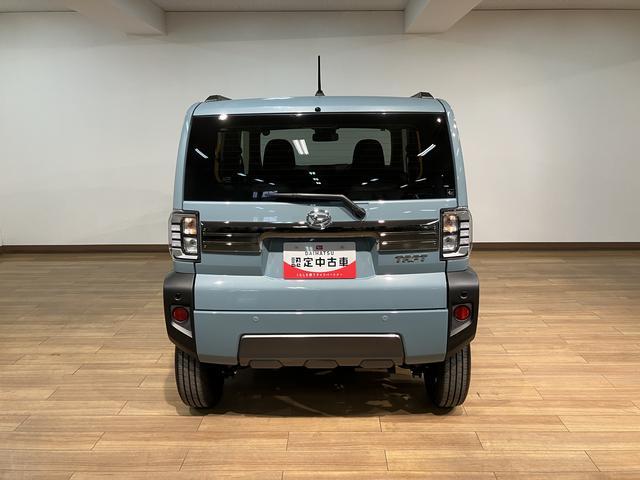 タフトＧターボ　ダーククロムベンチャー　令和７年式届出済未使用車届出済未使用車／ターボ／ナビ／Ｂｌｕｅｔｏｏｔｈ／バックカメラ／クルコン／コーナーセンサー／シートヒーター／ＬＥＤヘッドライト／ＬＥＤフォグランプ／プッシュボタンスタート／スマートキー／認定中古車（大阪府）の中古車