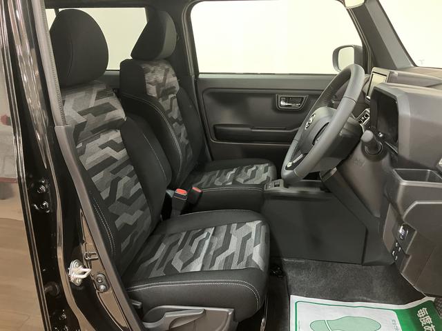 タフトＧ　ダーククロムベンチャー／認定中古車／届出済未使用車／サポカーＳワイド適合　新車保証継承　純正フルセグナビ　バックカメラ　Ｆシートヒーター　オートライト　革巻きステアリング　１５インチアルミ　電動パーキングブレーキ　オートブレーキホールド機能　キーフリー（大阪府）の中古車