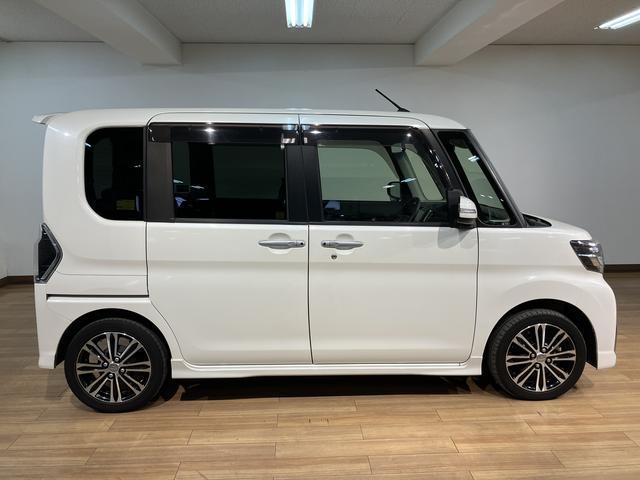 タントカスタムRS トップエディションSAII タイヤ4本交換ナビ/バックカメラ/ドラレコ/ETC/キーフリー/オートエアコン/LEDヘッドライト/衝突軽減ブレーキ/フォグランプ/15インチアルミホイール/両側パワースライドドア/革巻きステアリング(大阪府)の中古車