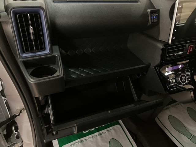 タントカスタムＲＳ　鑑定書／Ｒ３年／３．５万キロ／鑑定書付き車検整備付き／ナビ／パノラマモニター／ＵＳＢ／Ｂｌｕｅｔｏｏｔｈ／ＴＶ／衝突軽減ブレーキ／前後ドラレコ／コーナーセンサー／クルーズコントロール／シートヒーター／ＥＴＣ／両側電動スライドドア／キーフリー（大阪府）の中古車