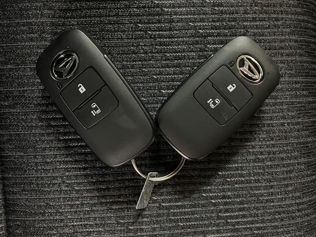 ムーヴＧ／Ｒ７年式／走行４ｋｍ／届出済未使用車／ナビ／バックカメラＲ７年式／走行４ｋｍ／届出済未使用車／２５年モデルナビ／バックカメラ／ステアリングスイッチ／ＵＳＢアダプター／電動パーキングブレーキ／片側パワースライドドア／ＬＥＤヘッドライト・フォグランプ（大阪府）の中古車