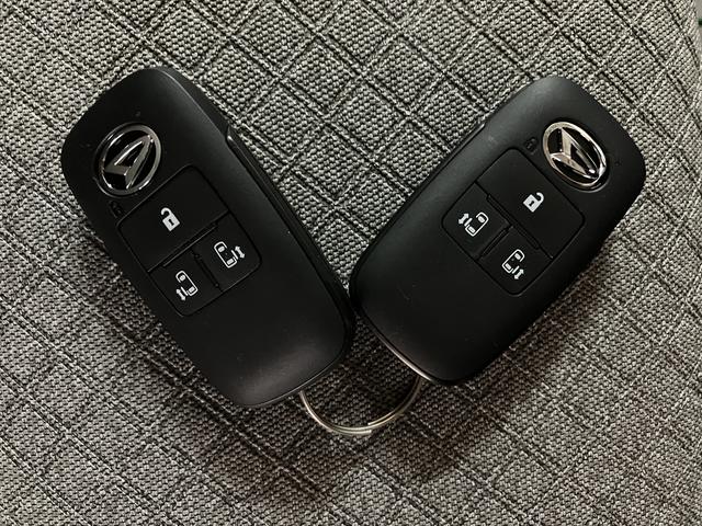 タントＸリミテッド　Ｒ７年式／両側電動スライドドア／Ｂカメラ対応サポカーＳワイド適合　ミラクルオープンドア　バックカメラ　両側オートスライドドア　プッシュスタート　コーナーセンサー　前席シートヒーター　ステアリングスイッチ　ＵＳＢ接続端子　キーフリーシステム（大阪府）の中古車